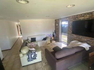 Exclusive Room 5 minute walk to GC500 start line - 6