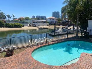 Exclusive Room 5 minute walk to GC500 start line - 1