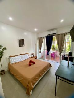 Villa Talisay Streetside Studio - 0