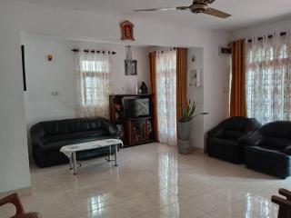 Coco One Holiday Inn - 2