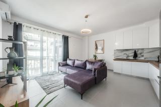 Central & Natural Light 2Bdr Private Parking - 8