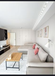 WRW Airport Residence - 1