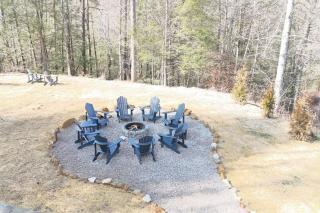 Karaoke Hot Tub 1GB WiFi - The Rock House - LUX - 6