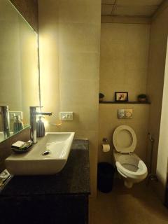 Midori by Gatsby Stays - 6