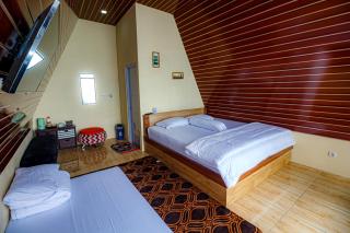 Khanzana Cabin and Camp - 7