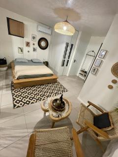 Bungalow with private pool - 1