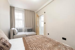 SIAC Sussex Gardens Hyde Park - 3