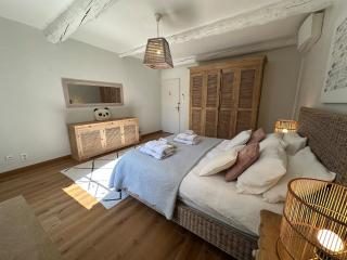 Maison de charme -piscine-parc arboré-14 personnes - 1