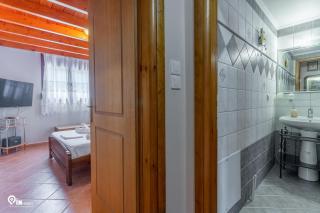 Myrsini's House - Neapoli Garden & Grove Retreat - 4