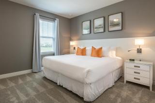 Elegant 8 Bdrm Villa With Games Room at Encore - 3