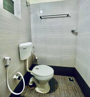 Flat in Guruvayur- Sooryamadhavam Apartments- Family only - 3