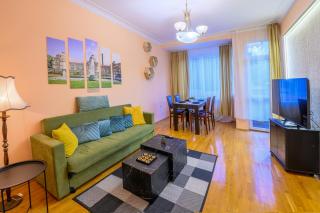 Cozy Central Apartment By NDK and Vitosha Blvd with Free secured parking and two terraces - 0