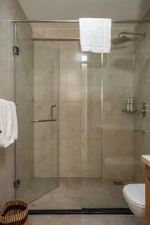 Diamond Ivy Two Bedroom Apartment, Swimming pool, gym, workspace ,Wonderiss Homes Kileleshwa Living - 3