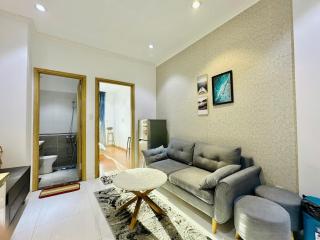 Homestay Máy chiếu vs Ban công ngắm thành phố - Marina Plaza - 1