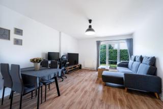 Chez Adrien au Haillan Appt rez de chaussée jardin - 0