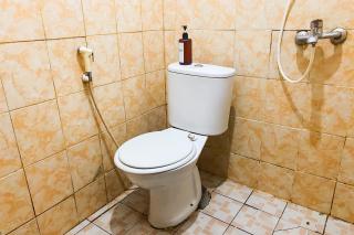 RedDoorz near Palembang Square Mall 2 - 4