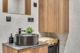 Brekka Retreat and Spa Iceland - 1