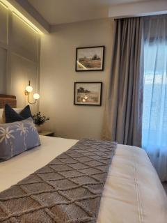 Luxury Beachside Retreat & Private Plunge Pool - 1