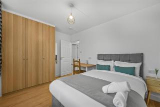 Charming 4 Bedroom Family Apartment Near Chelsea Football Stadium, Fulham Broadway Station - Londra - 3