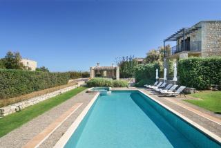 Stone Built Private villa Emerald with pool, 30m to Beach & BBQ! - 3