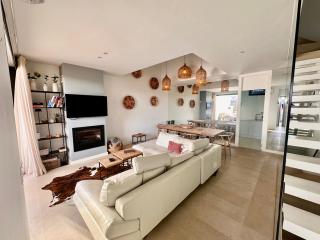 Villa - Sleeps 8 - Near Beaches Golf and Polo - 9