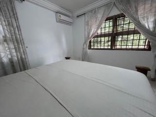 Magdalene's Gallery Apt - 9