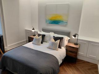 Vacant Nests The Urquhart Wifi - 8