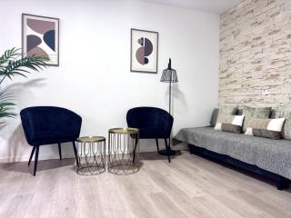 Breughel Apartments - 4