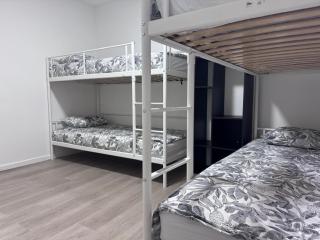 Breughel Apartments - 7