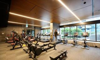 Luxe Earth Sanctuary in Melbourne CBD - 3