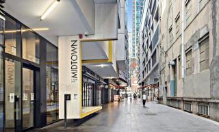 Luxe Earth Sanctuary in Melbourne CBD - 1