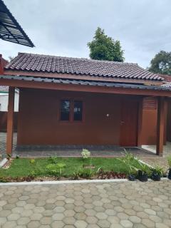 Gifal Surf Camp & Cottage - 1