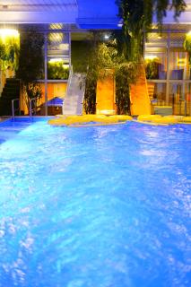 Кузня міні-готель Критий басейн та сніданки входять у вартість - 8