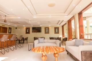 The Garden of Eden Retreat - 7