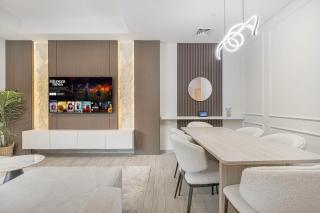 Stylish 2BR with Terrace Near Green Parks - 4