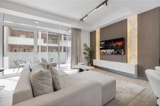 Stylish 2BR with Terrace Near Green Parks - 3