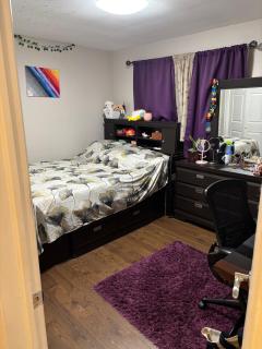 Home in Scarborough, near GO station, TTC and UoT - 8