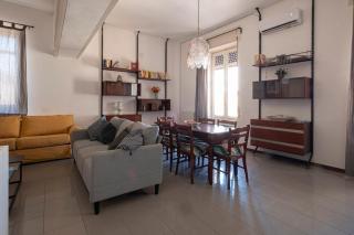 Enjoy a large and bright apartment by the sea - 7