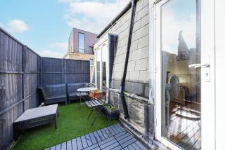 Stylish 2 Bed Flat Relax Balcony Kings Cross GIR-277-3-Loco - Londra - 0