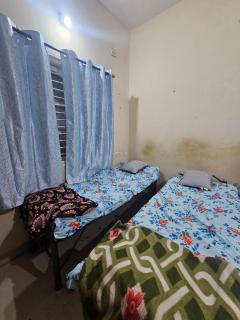 sri laksmi narasimha luxury mens pg - 3