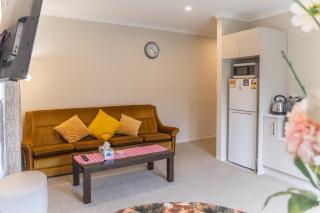 New two Bedroom house attached to main house - 2