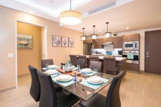 Encantame 2BR Rooftop Pool LazyRiver Pickleball - 6