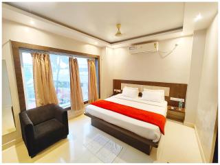 Hotel Shreemahavia Home # Town Near Jagannath Temple and Sea Beach -Fully Air conditioned - Lift Wifi- And Parking Facilities -Excellent Customer Service Awarded -Best Seller - 2