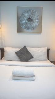 Loxwood Studio by Unique Haven - 9