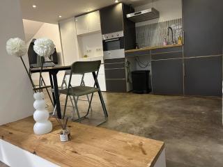 Appartement loft proche frontières - 1