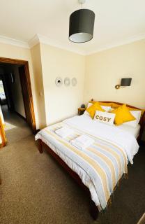 Gethin Lodge cosy Holiday cottage in Abercanaid 5mins from BPW with secure double garage with cctv sleeps up to 6 guests - 3