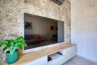 Central 2BR Home in Pieta's Heart with Wifi & AC by 360 Estates - 1