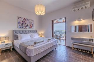 Anna by Vintage Travel - 7