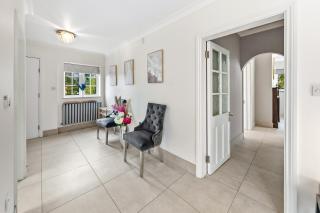 The Ridge Residence - Luxury 4 Bed Near Warner Bro Studios With Parking - 8