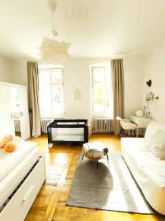 Charmante Altbauwohnung I beste Lage Altstadt I Nähe Universität - 8